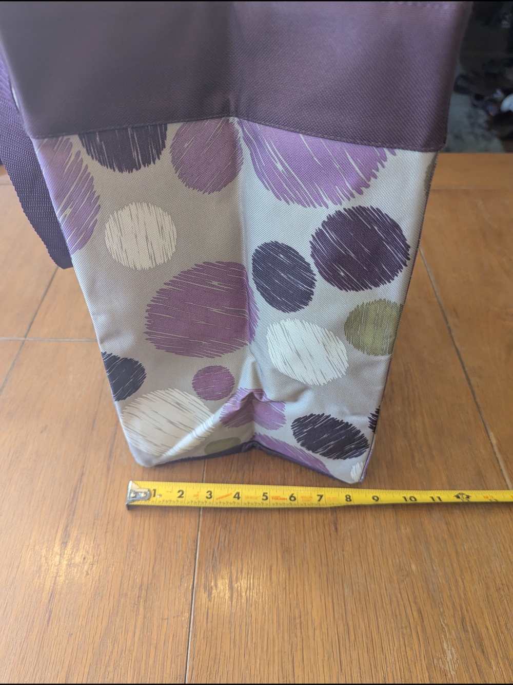 Thirty-One Plum Dot Tote Bag - Picture 9 of 10